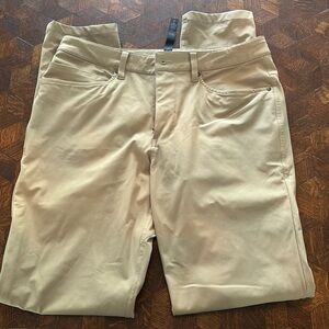 Men’s lululemon athletic pants